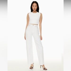 Denim Forum - The 90s Winona High-Rise Wide Jean in size 29 (white)